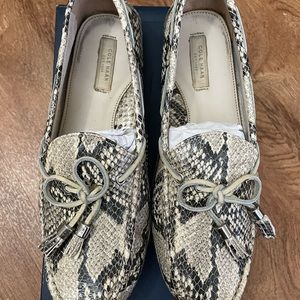 COLE HAAN SNAKE PRINT STYLE “GRANT”
